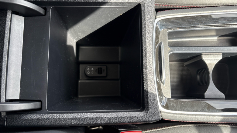 MG HS 1.5 T-GDI SE 5dr DCT Petrol Hatchback